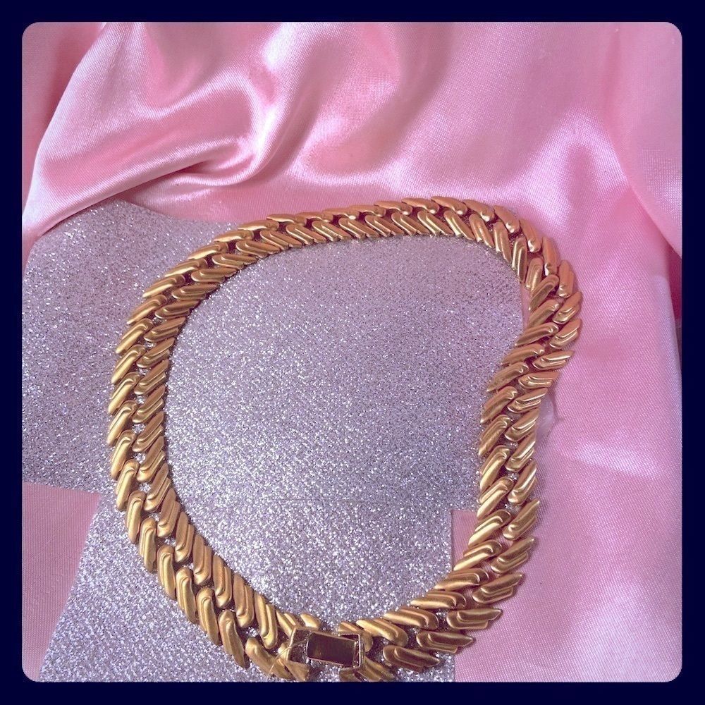 Monet Gold Necklace